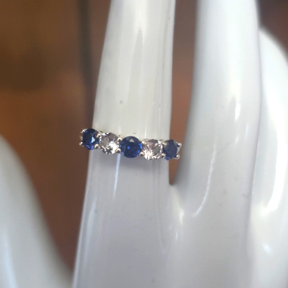 Elegant Silver and Blue Stone Ring